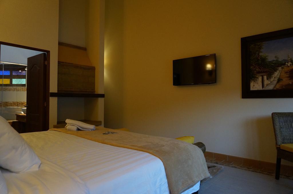 Hotel Campanario De La Villa Вилья-де-Лейва Номер фото